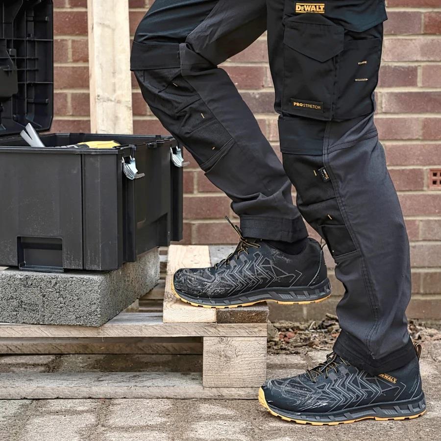 DeWalt Fargo Trainer SB SRA